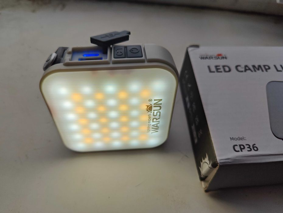 Кемпинговый фонарь солнечной панелю Warsun CP36