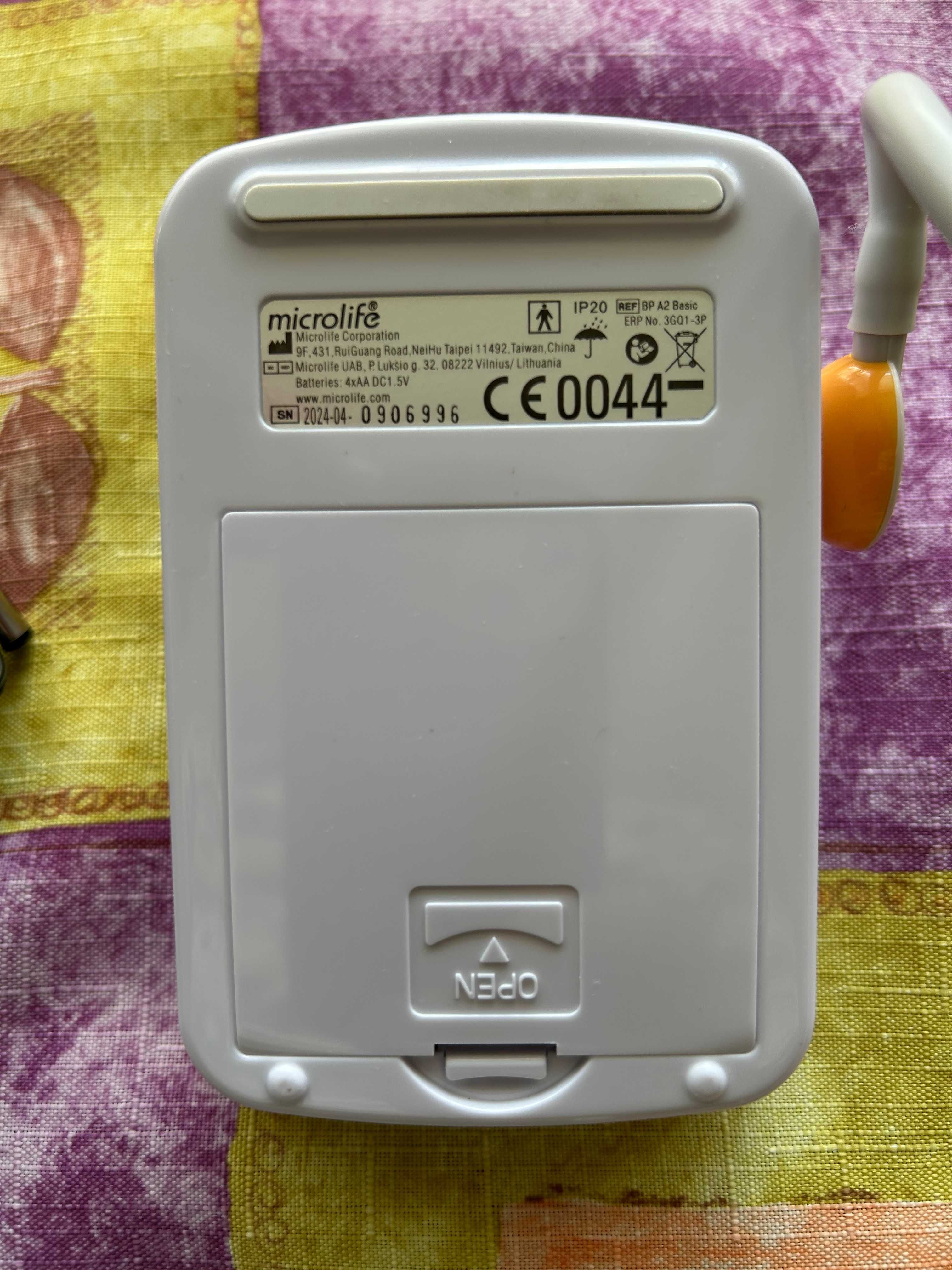 Ciśnieniomierz Microlife automatyczny BP A2 Basic z zasilaczem zestaw