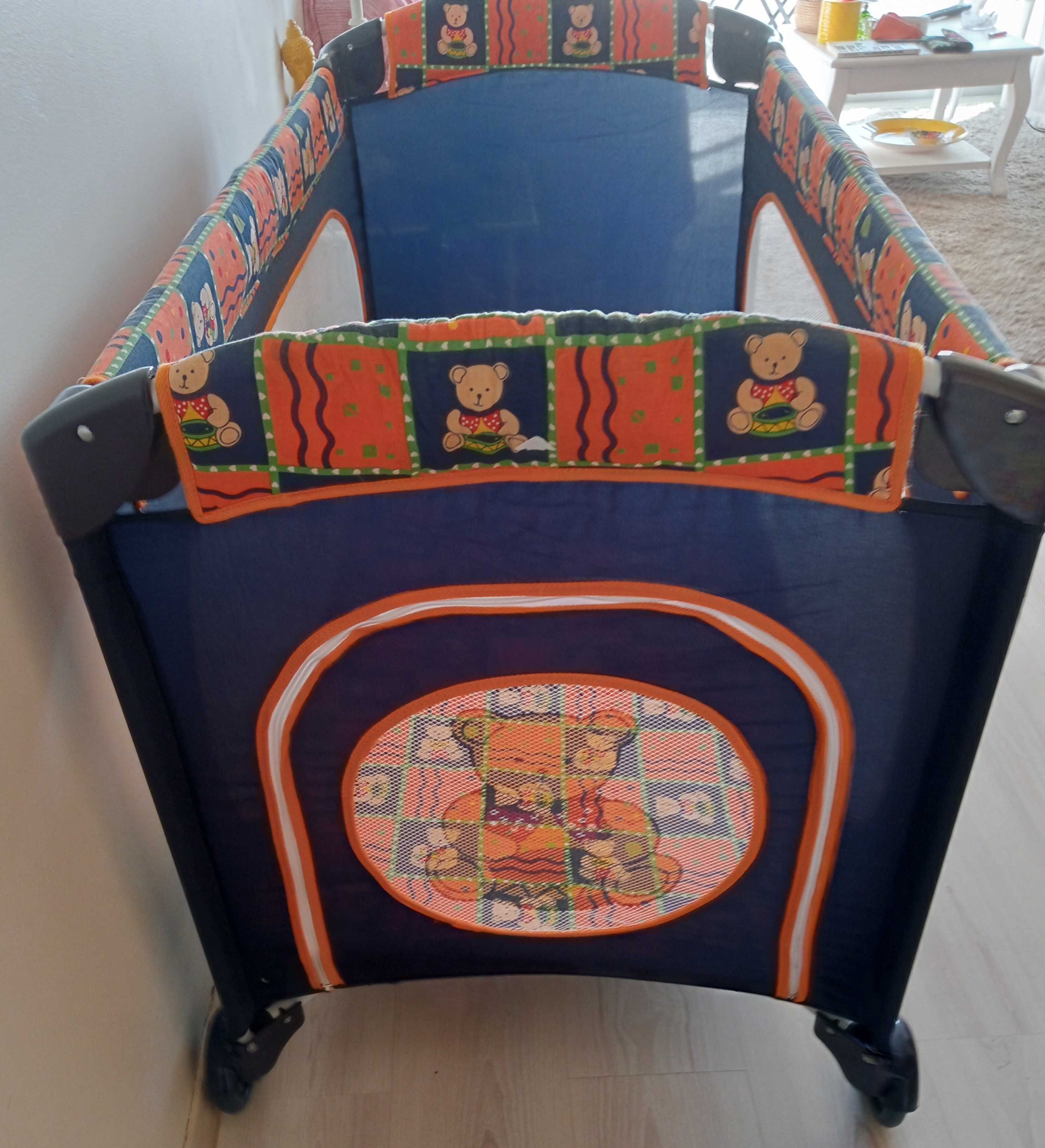 Cama de criança/bebé dobrável