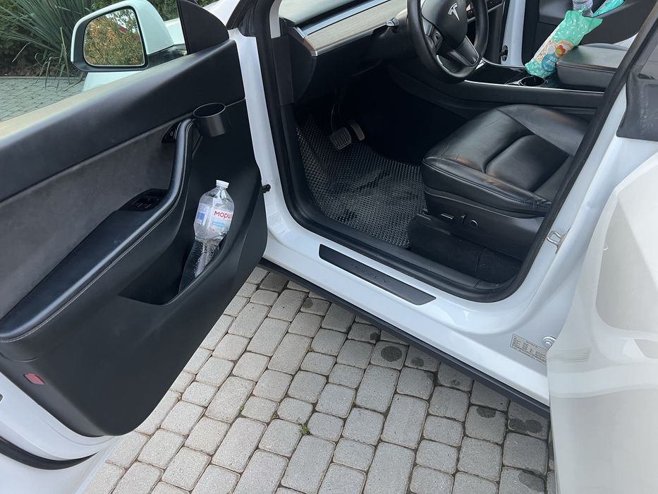 TESLA Y 2021 Dual motors
