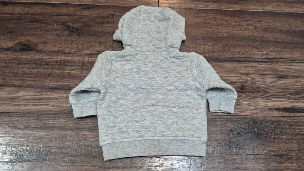 034 T bluza nr 6 szara f&f pikowana 62 chłopiec