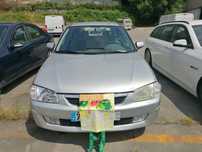 Mazda com motor partido