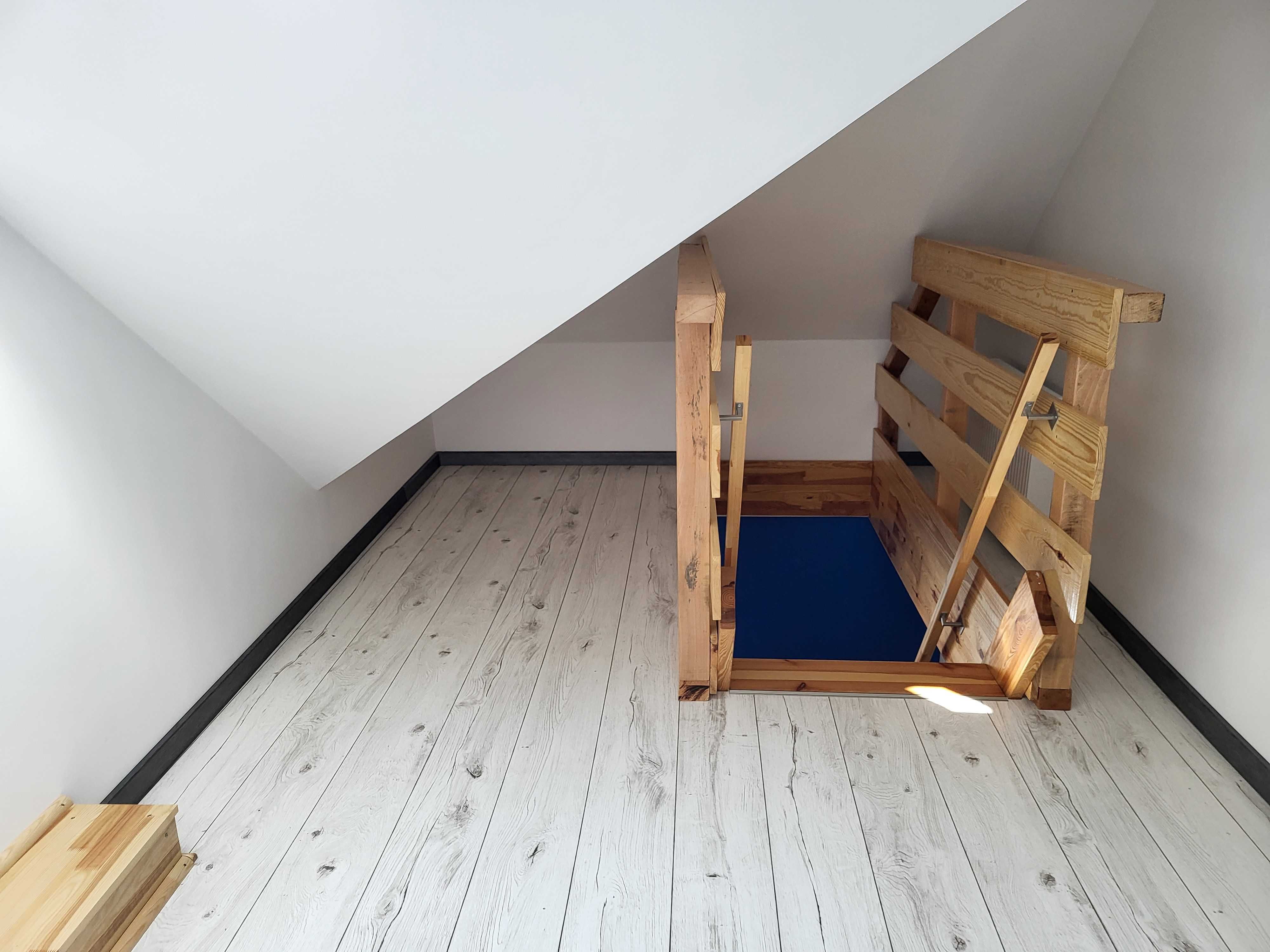 Dziwnówek - apartament z widokiem na Zatokę Wrzosowską.