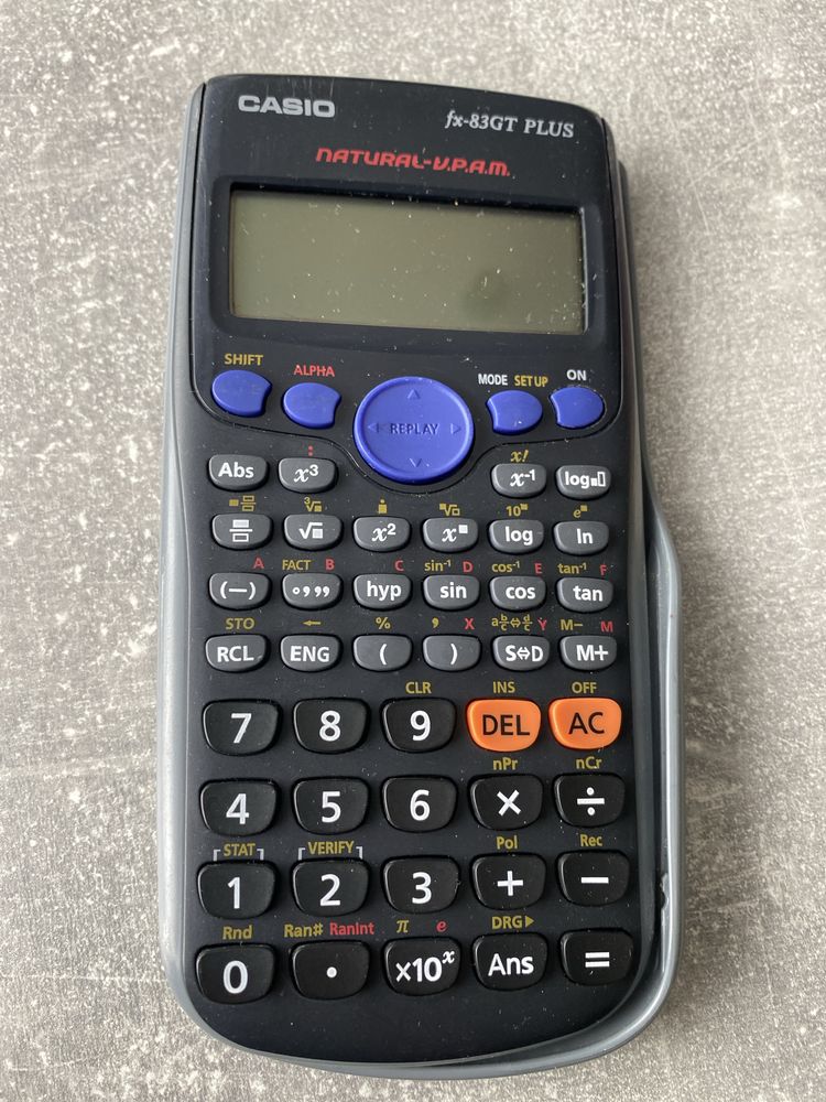 Kalkulator naukowy Casio fx-83GT plus