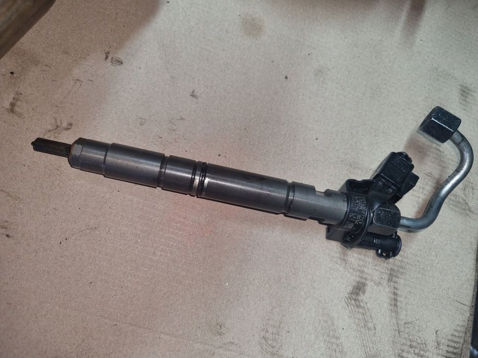 Wtrysk wtryskiwacz Audi A6 C7 3.0 TDI 059130277ED