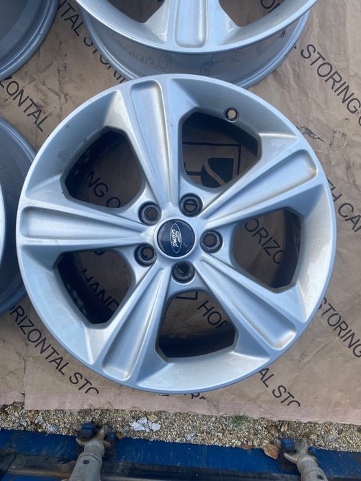 Felgi Aluminiowe Ford Kuga MK2 5x108 7.5x17” ET52,5 oryginał b. ładne