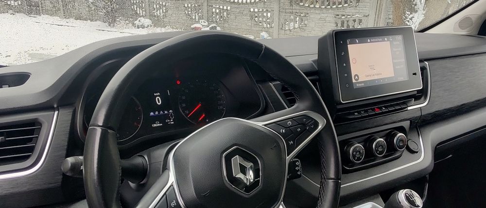 Wynajem busa 9 osobowego Trafic long