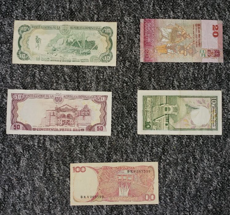 Banknoty monety kolekcja