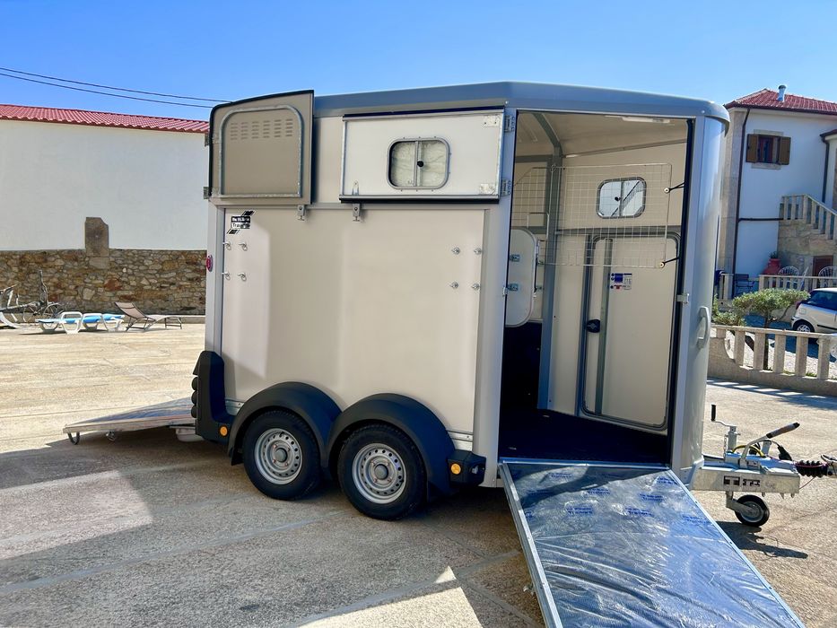 Reboque / Roulote / Atrelado Cavalos ( Ifor Williams HB506)
