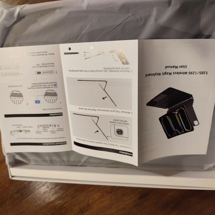 Magnetyczna klawiatura z etui do iPad Pro 11" (2024) – Dux Ducis