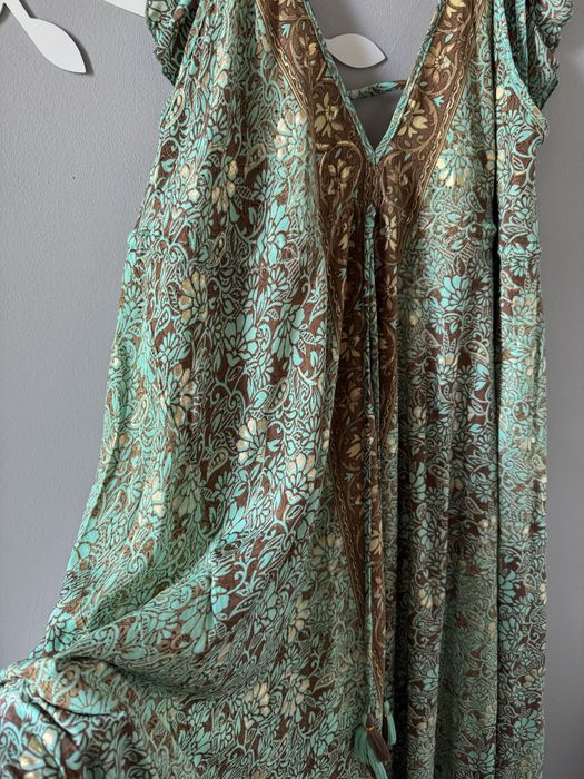 Sukienka jedwab długa maxi na ramiączkach