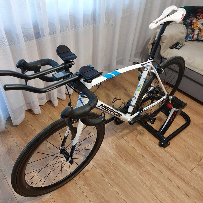 Rower szosowy merida