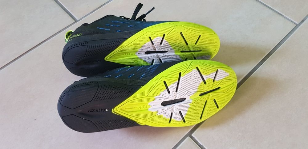 Buty młodzieżowe do piłki halowej Ginka Imviso 900 jak nowe rozm.37