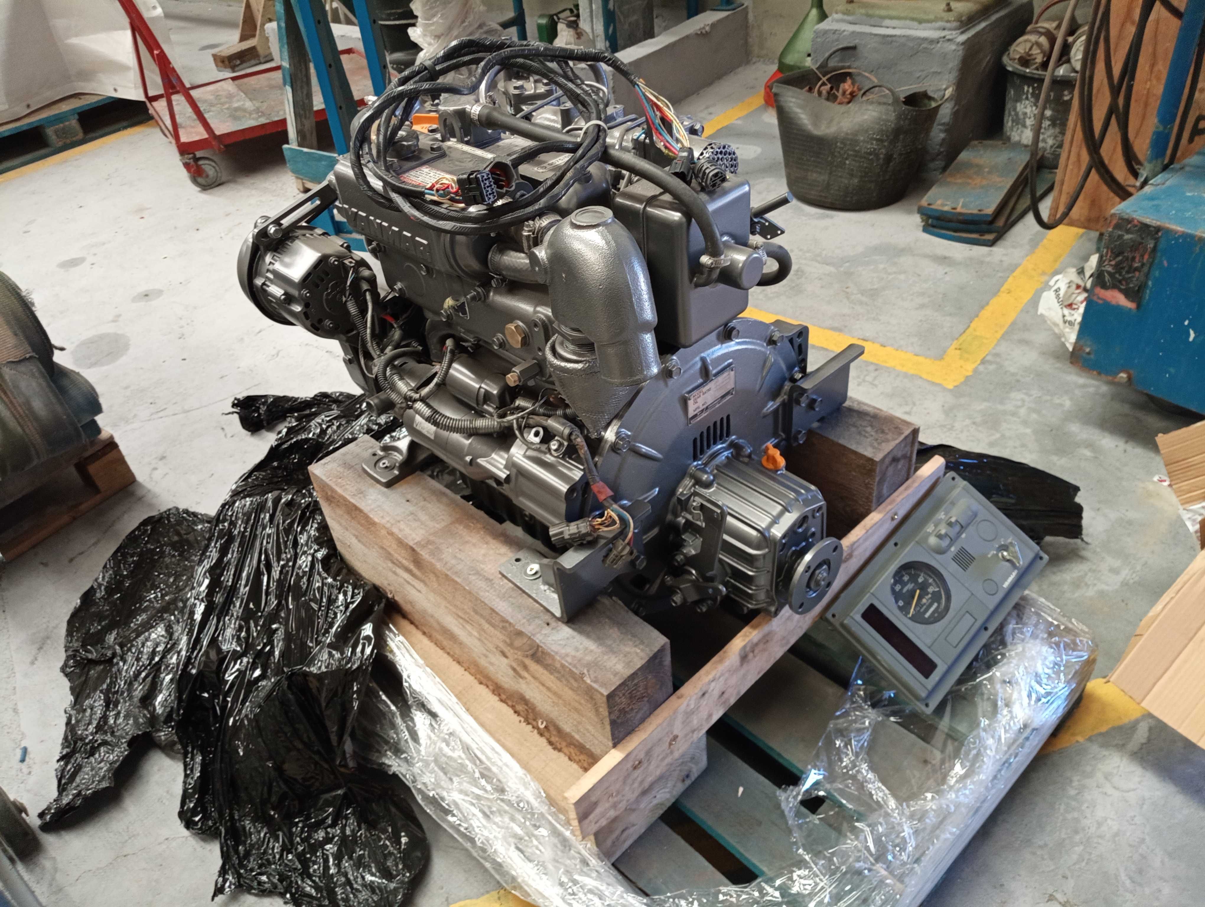 Motor barco diesel Yanmar 30hp. Redução de preço 5200€.