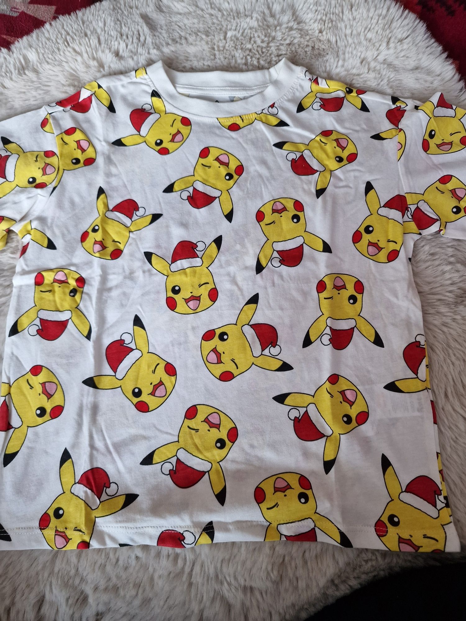 Nowa koszulka Pikachu 116