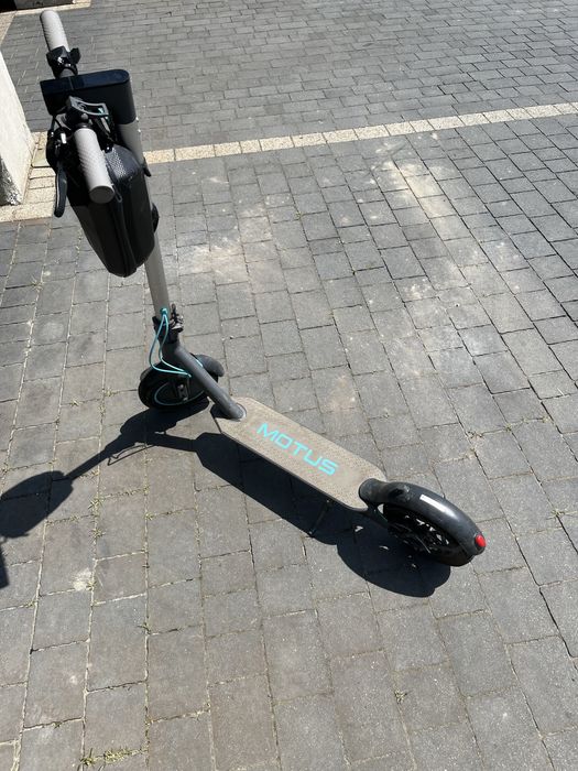 Hulajnoga elektryczna Motus 10 Lite