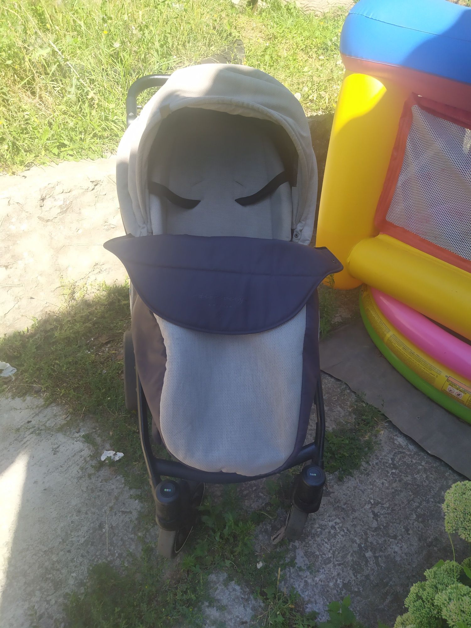 Продам коляску 2 в 1