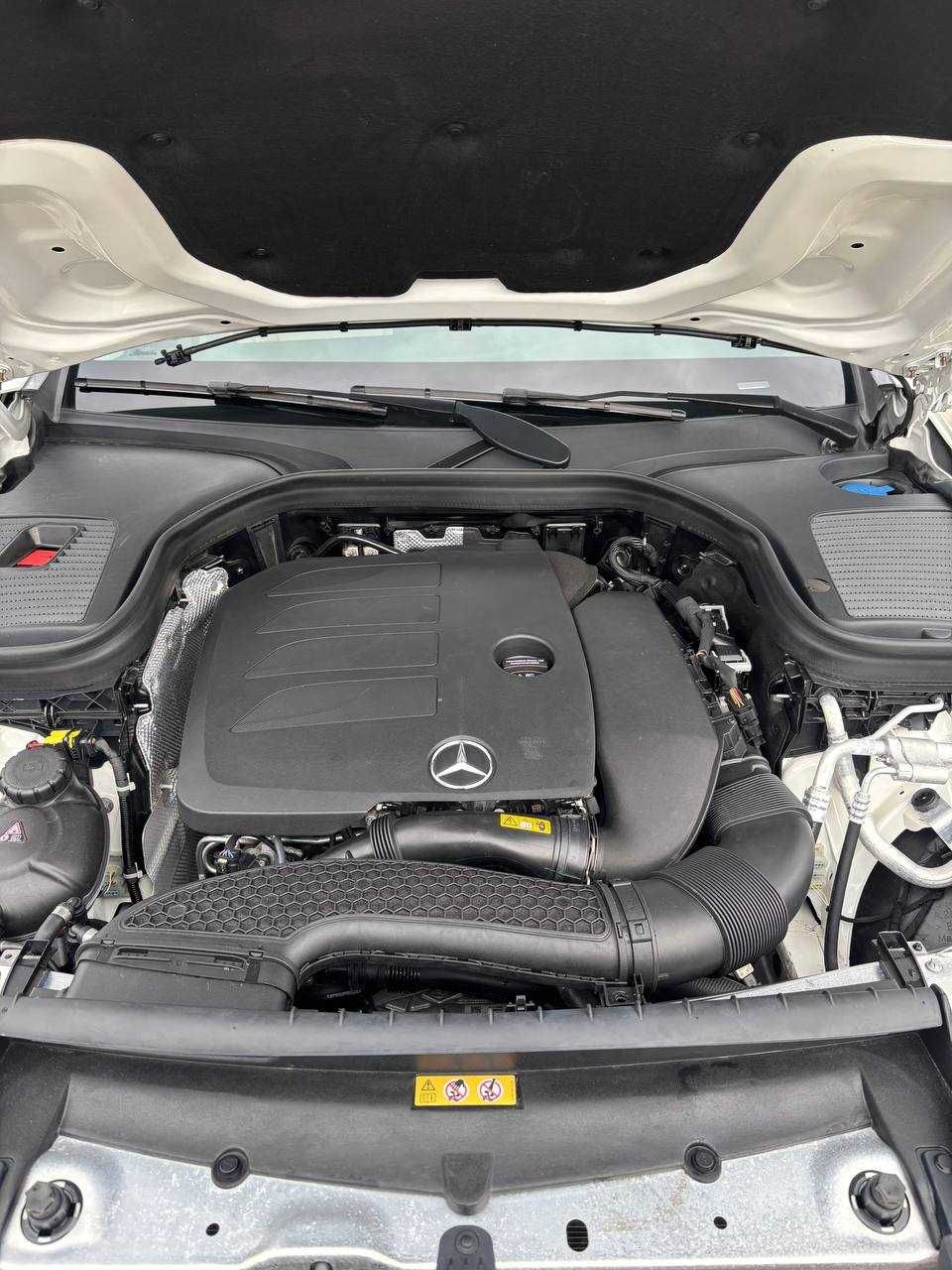 Mercedes-Benz GLC-Class 2021