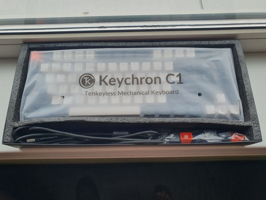 Механічна клавіатура Keychron C1