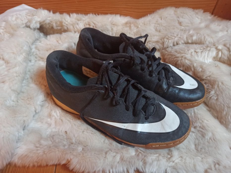 Buty halowe Nike CR7 rozmiar 42.