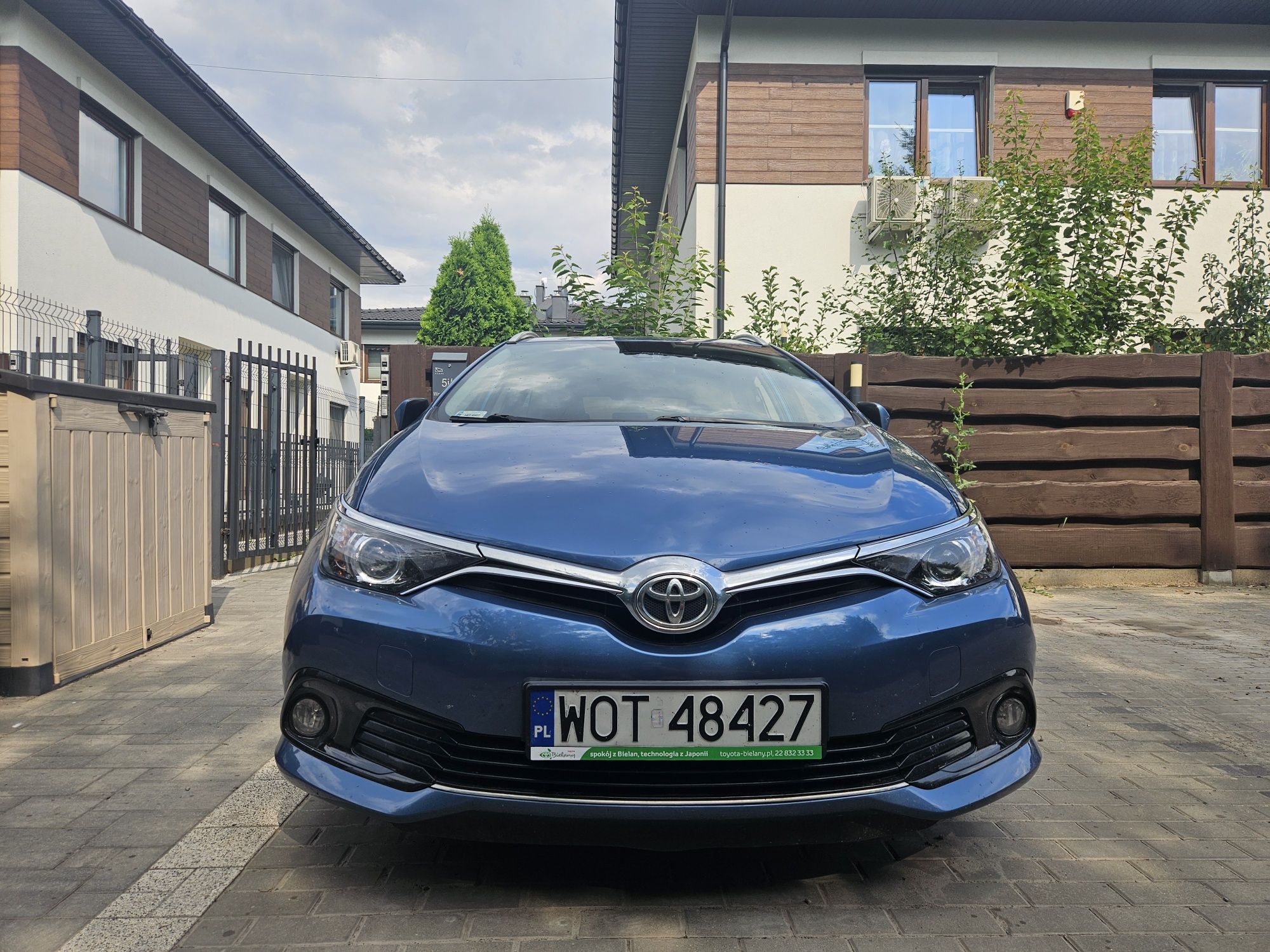 Toyota Auris Salon Polska Automat