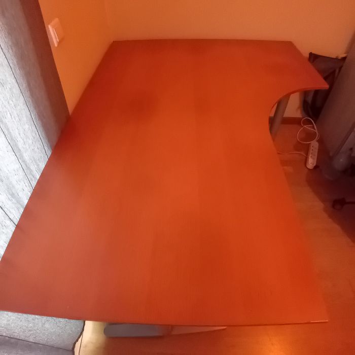 Secretária de canto