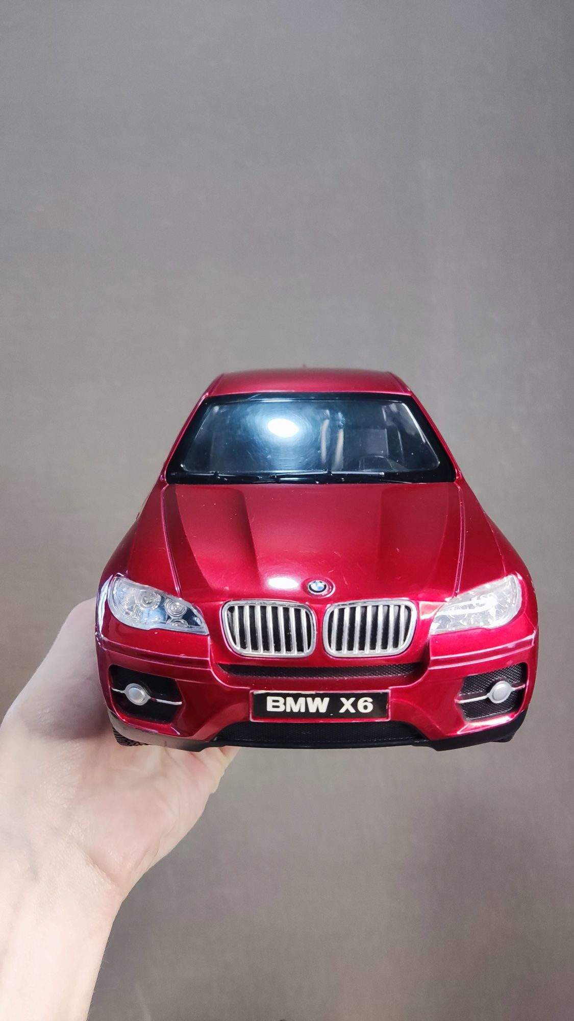 BMW X6 30 см 1:16 на аккумуляторе