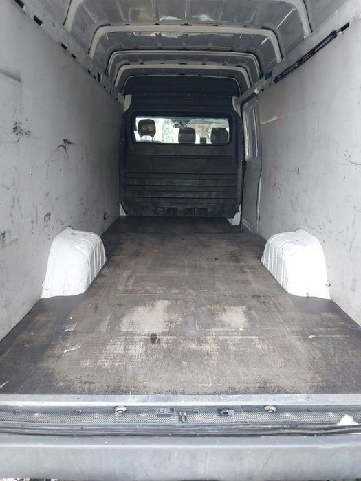 Usługi Transportowe -> Transport Busem