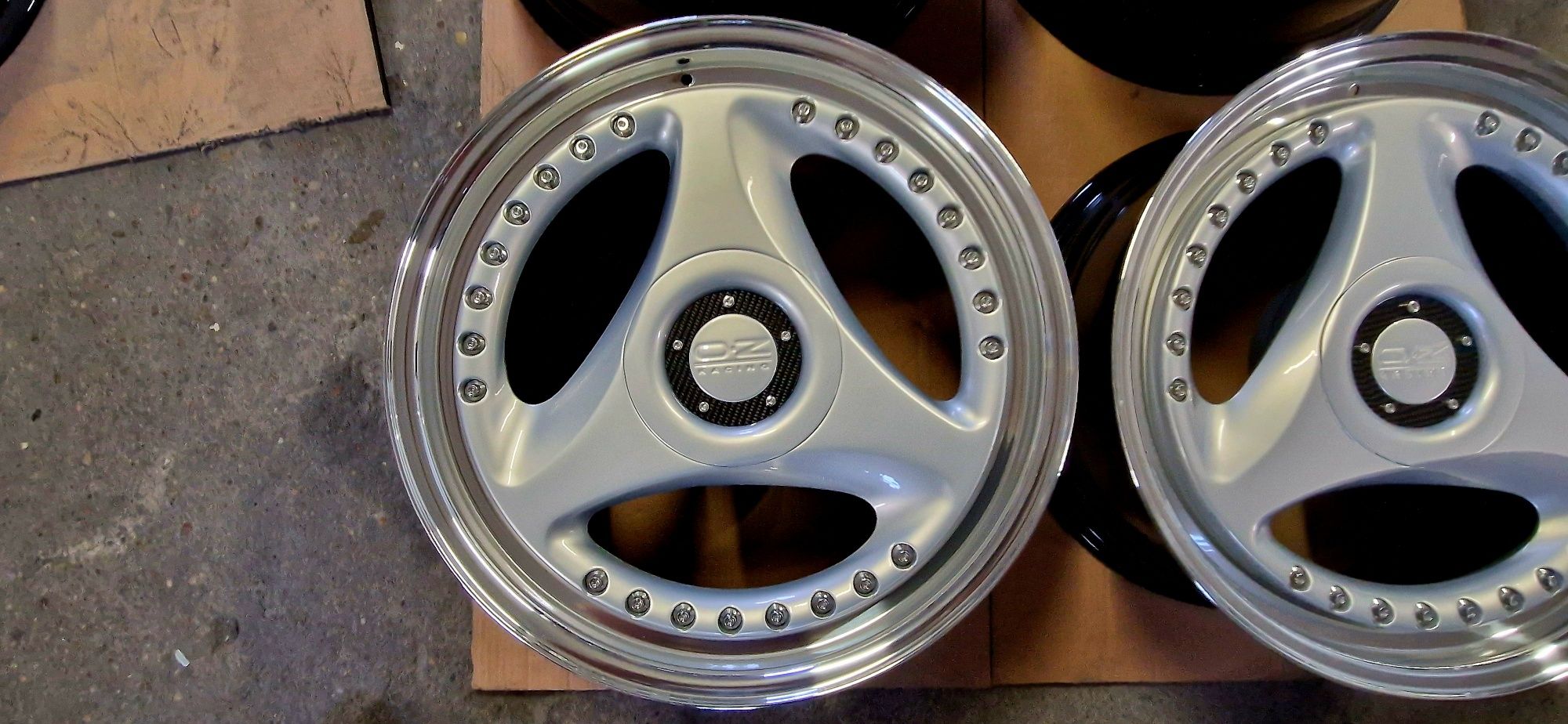 Oz Cygnus 3 spoke 2tlg 17" 5x112 8.5j et 20