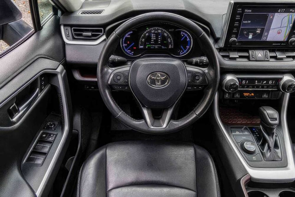 Toyota RAV4      2019