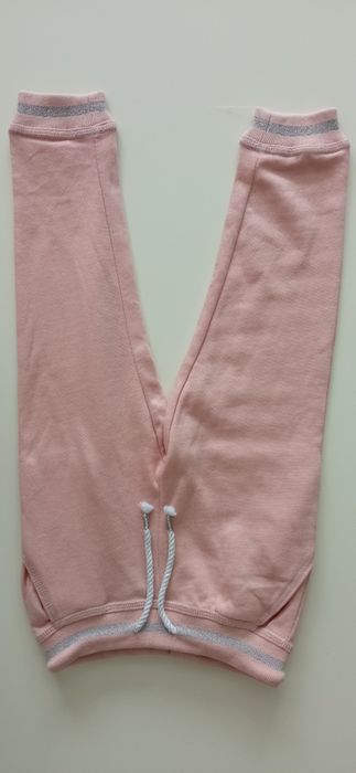 Spodnie dresowe dla dziewczynki rozmiar 98-104 cm