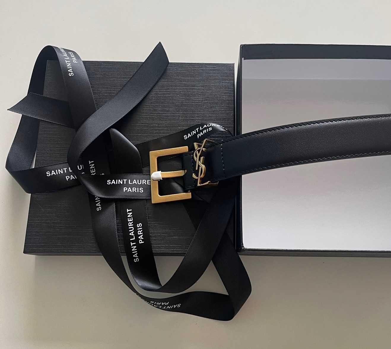 Pas czarny premium w pudełku ze wstążką klamra Saint Ysl od ręki