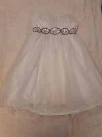 Biała tiulowa sukienka L