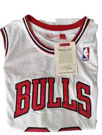 Mitchell & Ness M.Jordan nr 23 Chicago Bulls 1997-98 Swingman Jersey