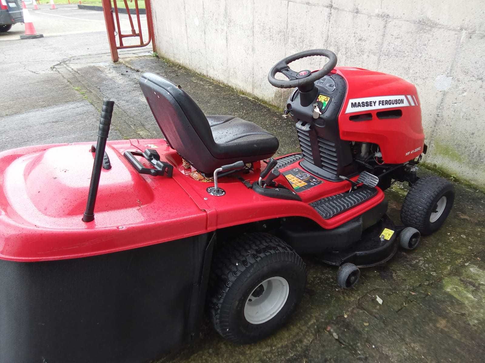 Kosiarka Traktorek Massey Ferguson MF 41-22RD V2 Kawasaki