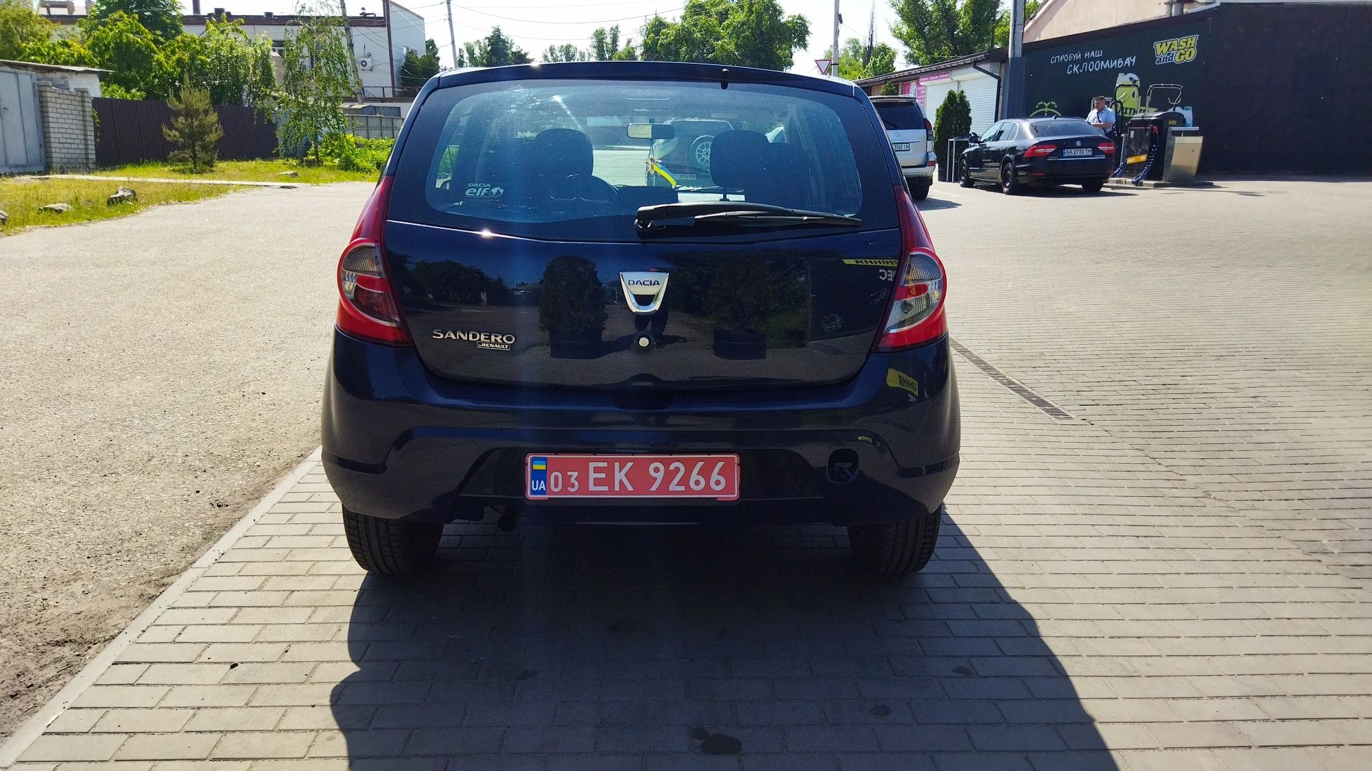 Продам Dacia Sandero 1.4 газ-бензин