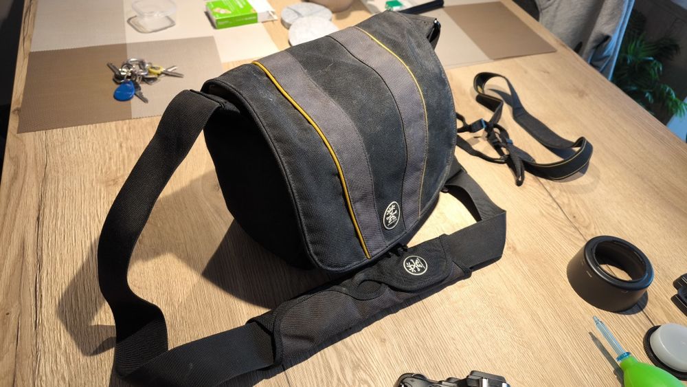 Nikon D40 + nikkor 18-55 + torba I akcesoria