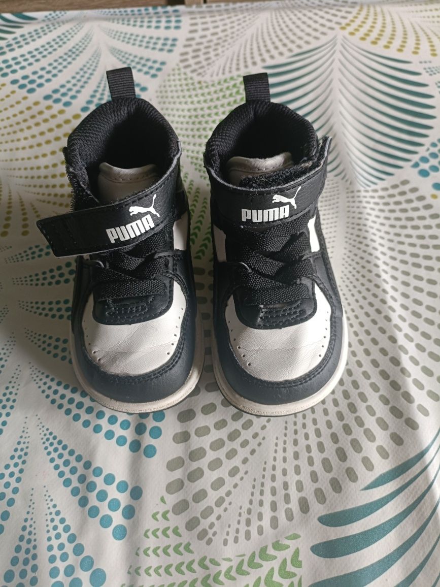 Buciki niemowlęce rozmiar 20 puma
