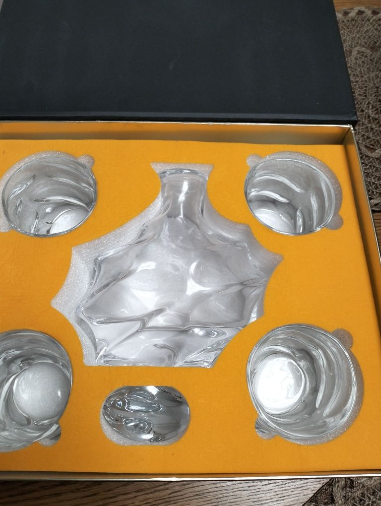 KANARS Zestaw Szklanki oraz Karafka do Whisky 750 ml SZKLANKI 4×320 ml