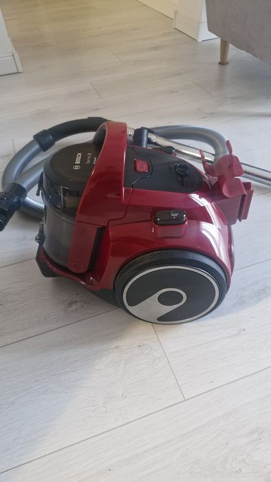 Odkurzacz bezworkowy Bosch series 2