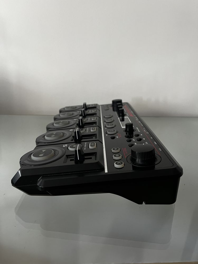 Boss RC-505 MK1