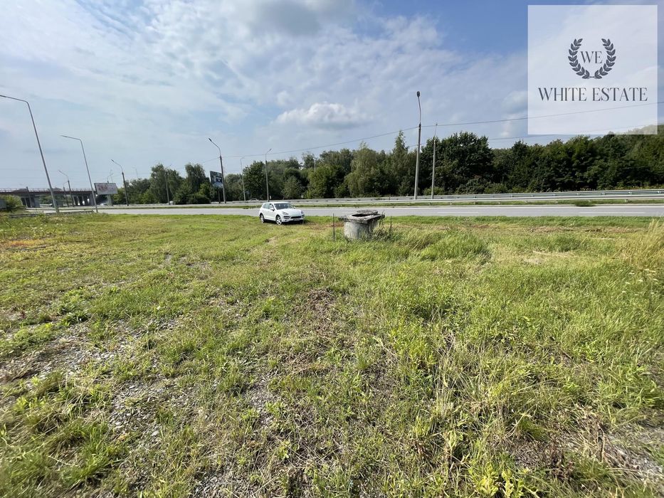 Продаж комерційної земельної ділянки