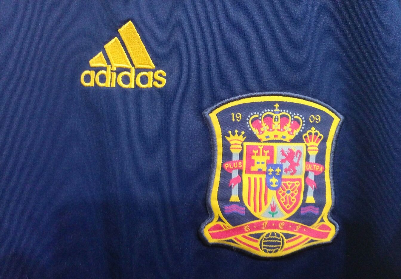 Adidas Іспанія 2010 ретро дитяча джерсі футболка
