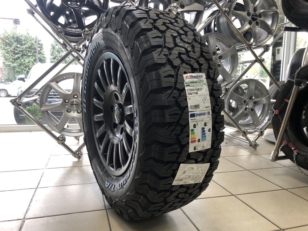 Koła terenowe Toyota Hilux Ford Ranger felgi O-Z opony BF Goodrich