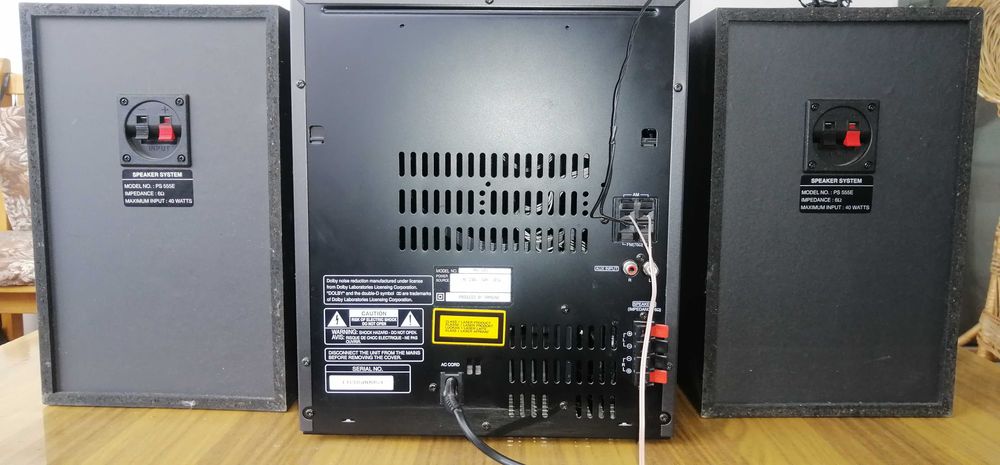 МУЗИЧНИЙ ЦЕНТР SAMSUNG MAX-555 — звук 2х70 Вт, 2 мікрофонні входи