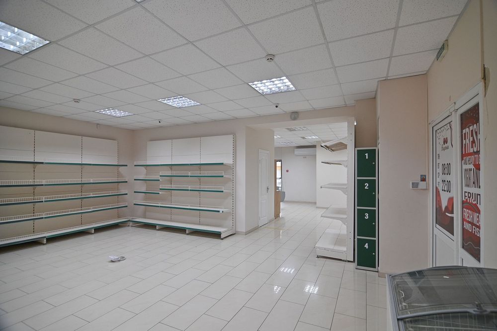 Комерція на два входи район Автовокзал