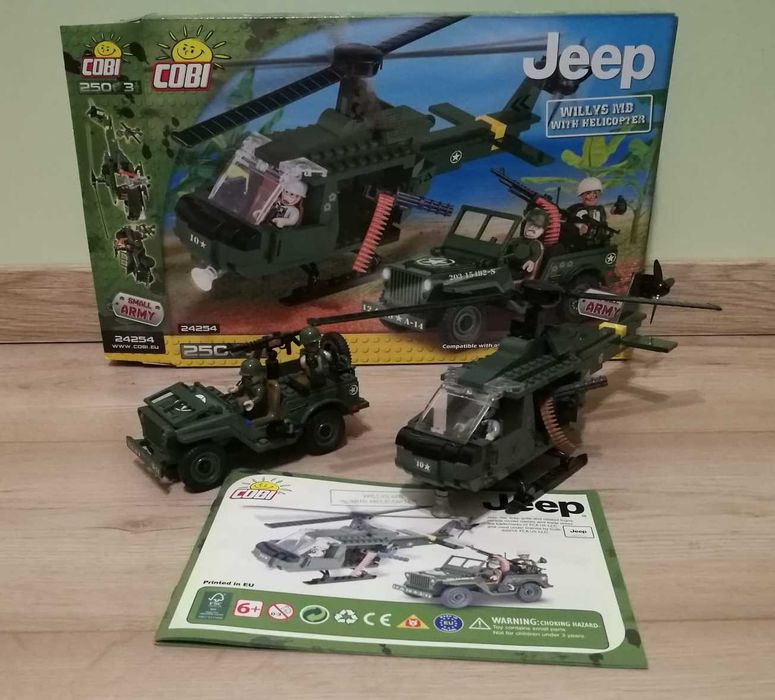 Cobi Jeep Willys MB z helikopterem (24254)