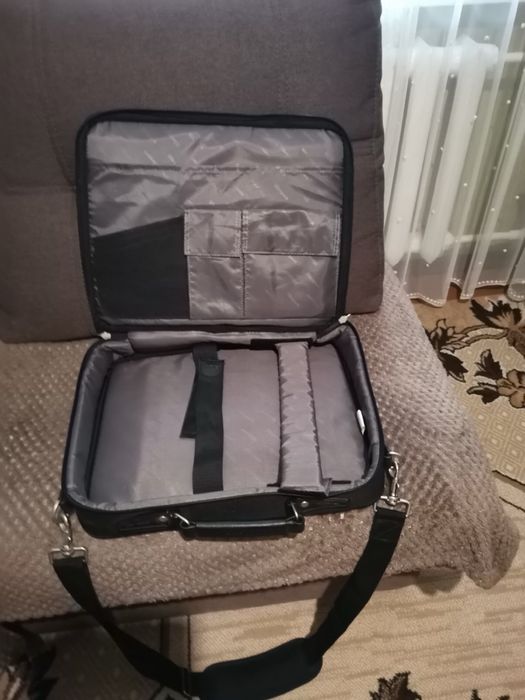 Продам сумку для ноутбука