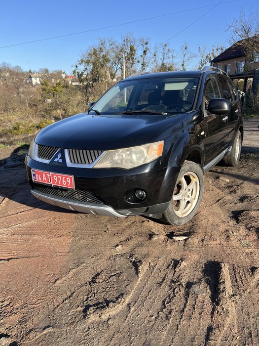 Продам свіжопригнане авто мітсубісі аутлендер