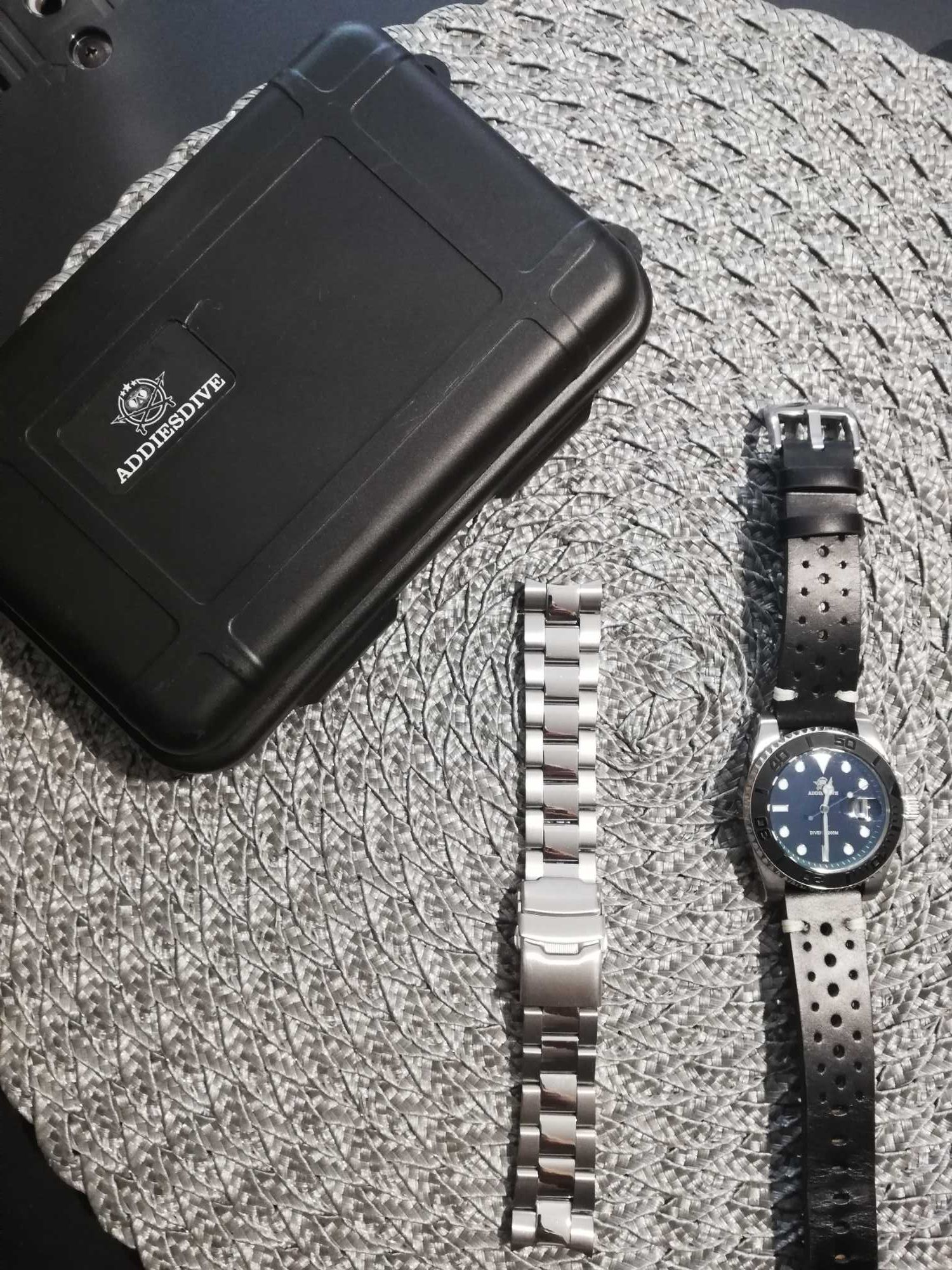 Zegarek ADDIESDIVE ad2040